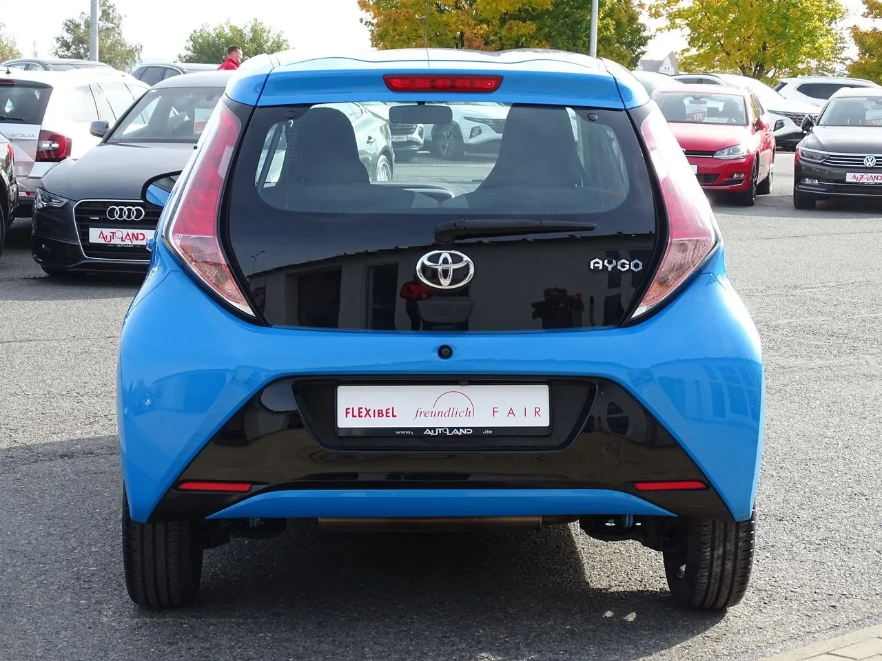 Toyota Aygo 1.0 VVT-i x-play touch...  Image 3